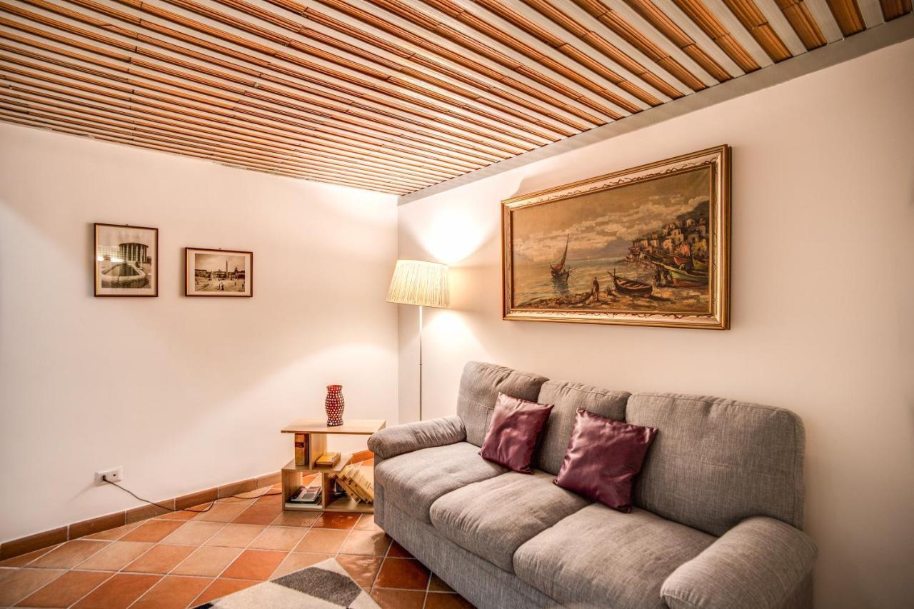 Le Case Di Andrea - Nel Cuore Di Trastevere Рим Экстерьер фото
