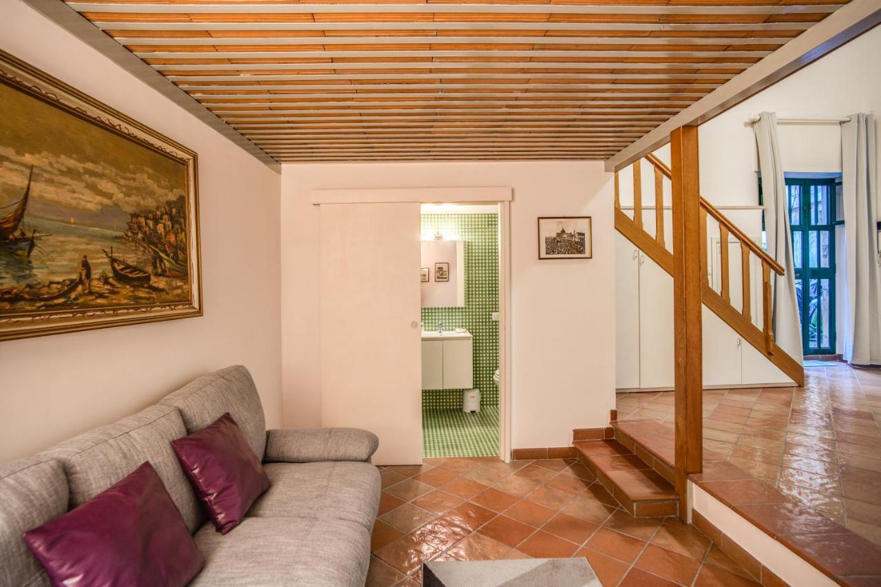 Le Case Di Andrea - Nel Cuore Di Trastevere Рим Экстерьер фото